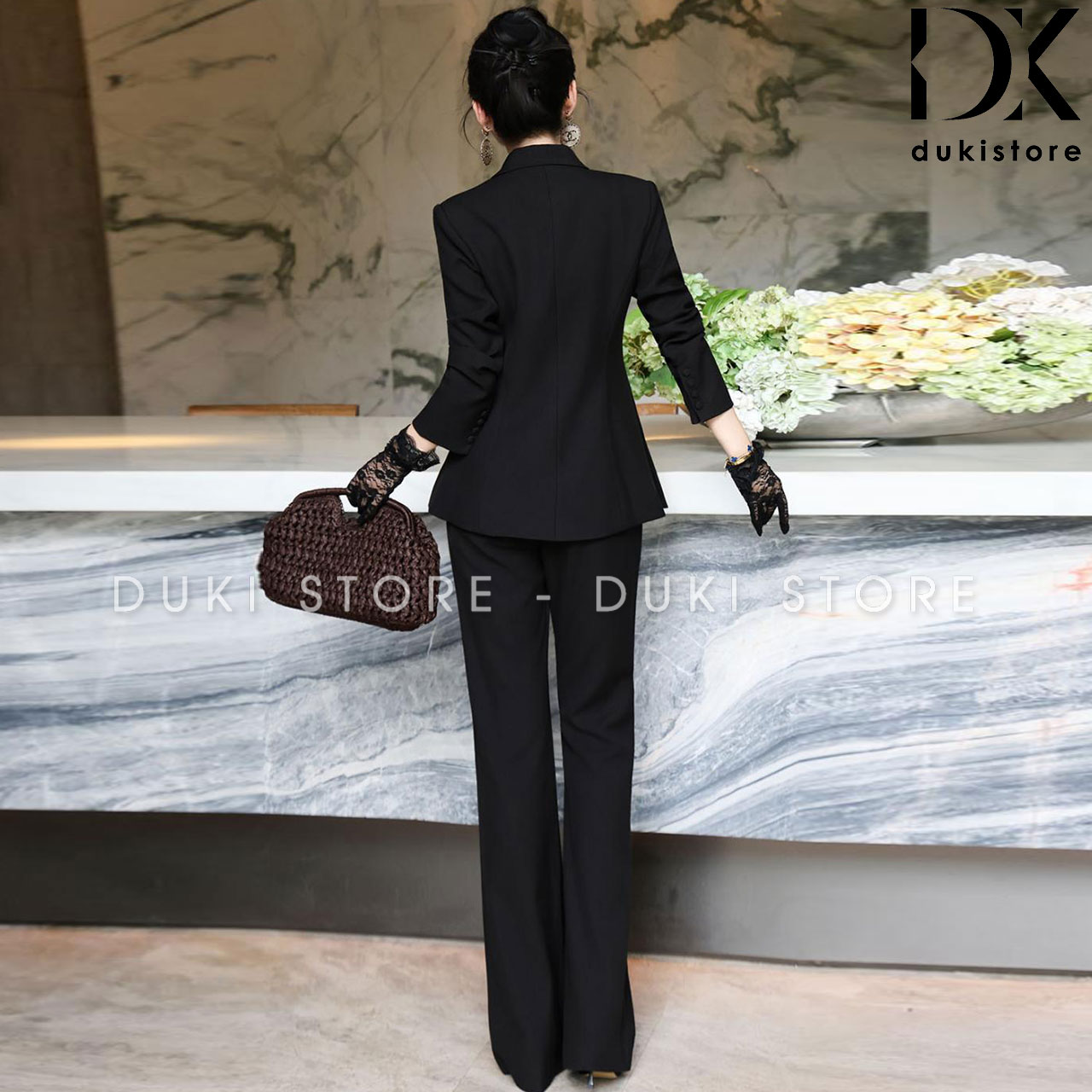 bo-vest-nu-1-cuc-mau-den-ong-suong-cao-cap-DKU0097-4.jpg